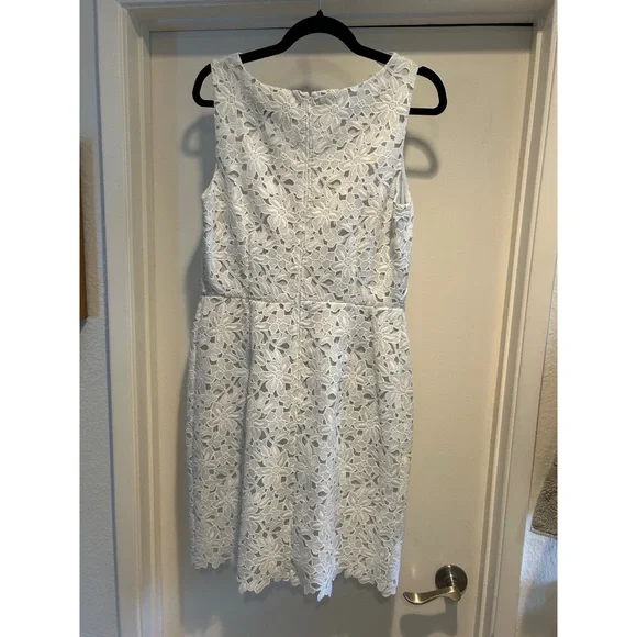 White Floral Lace Dress - Picture 2 of 4